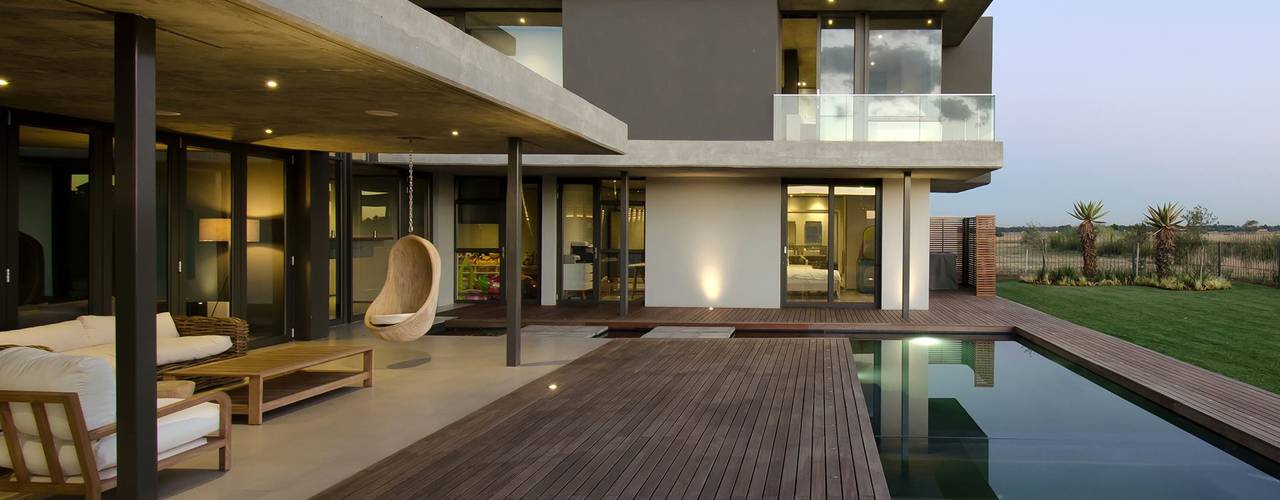 homify Piscinas modernas