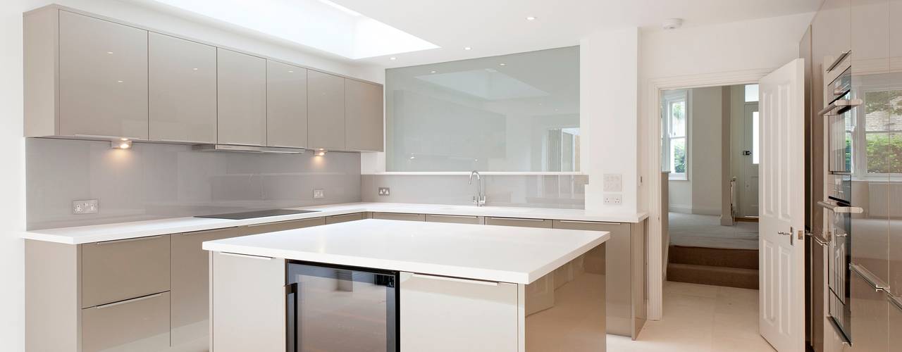 homify Modern kitchen