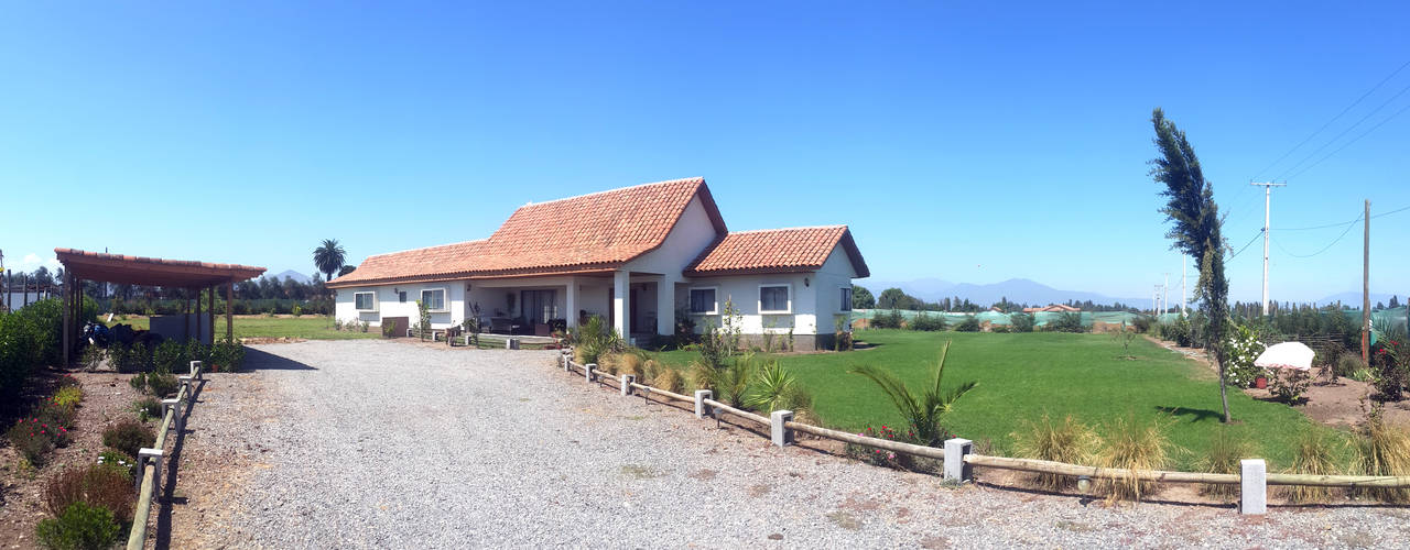 Casa Diaz, Talagante., Toledo estudio Arquitectos Toledo estudio Arquitectos Country style houses