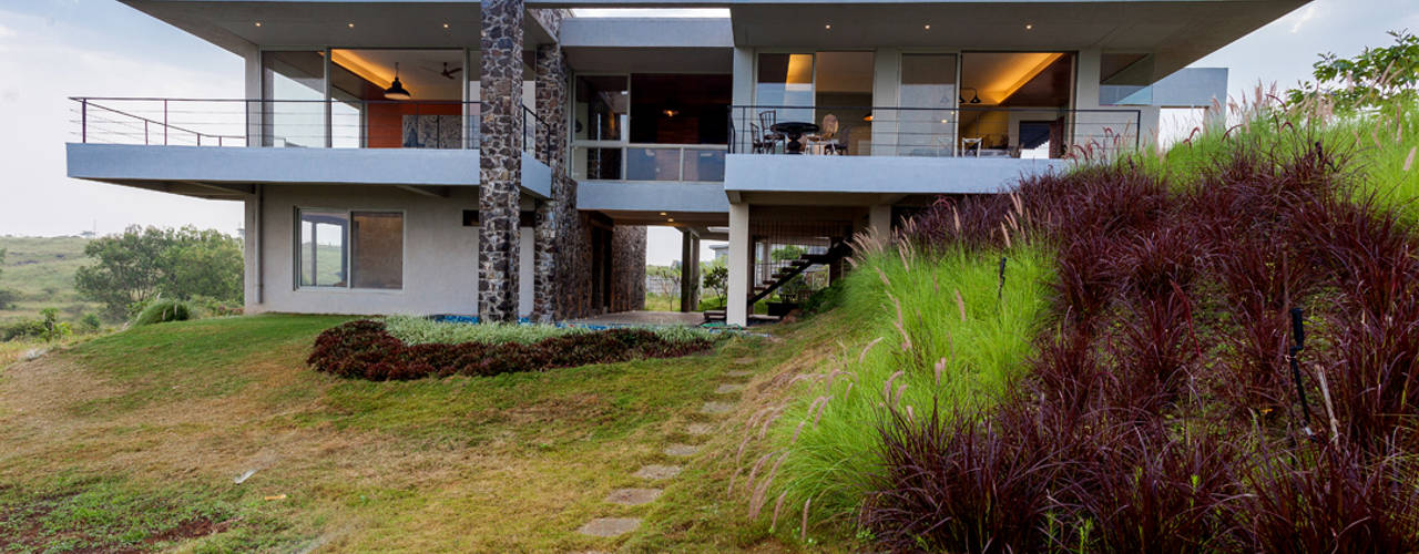 Kavardhara Villa , Inscape Designers Inscape Designers Casas modernas