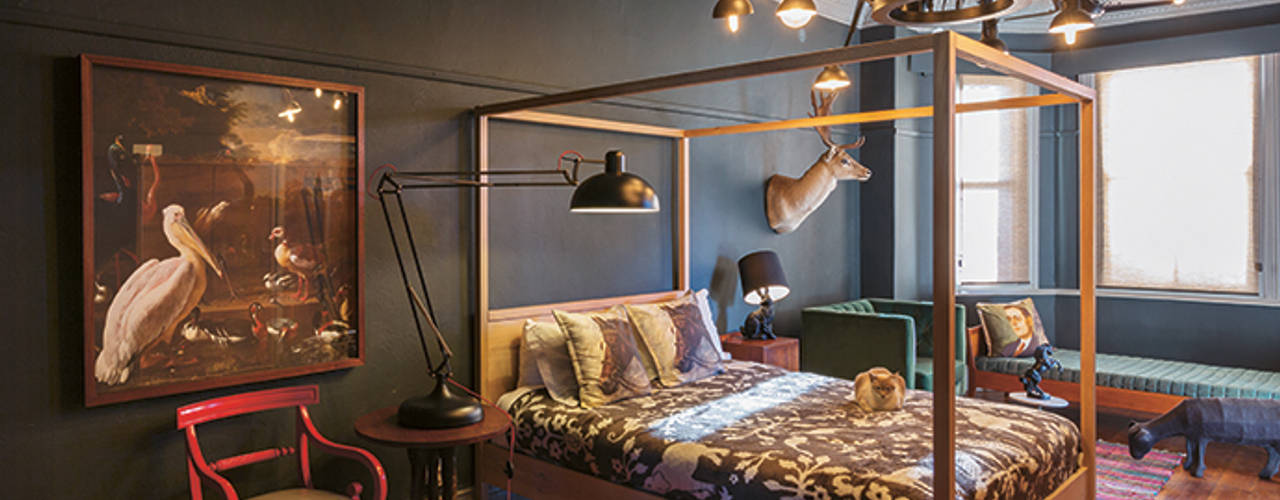 The Black House, Etienne Hanekom Interiors Etienne Hanekom Interiors Eclectic style bedroom