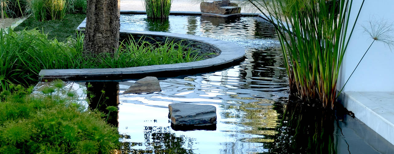 Water mirror, Atelier Jardins do Sul Atelier Jardins do Sul Jardines de estilo ecléctico