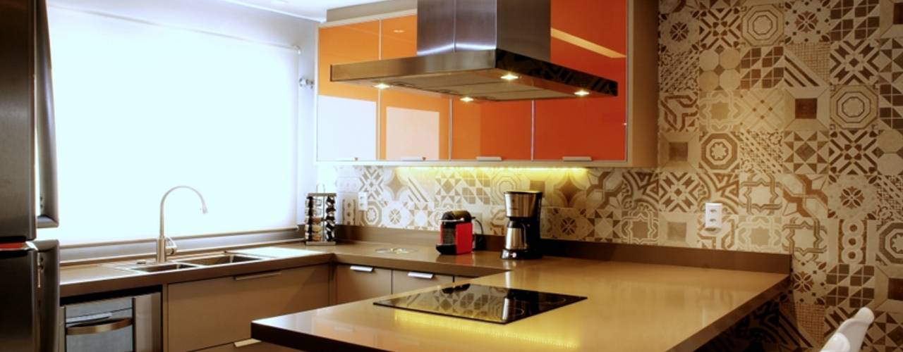 homify Modern kitchen