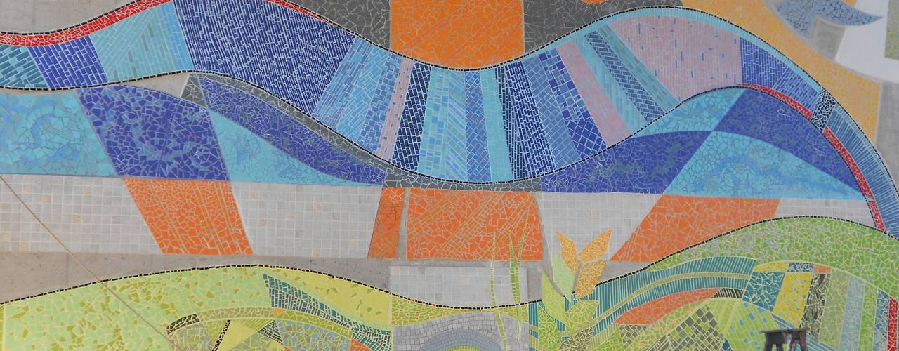 MURALES PATIO DE HONOR COLEGIO VERBO DIVINO DE CHICUREO, MOSAICO CONTEMPORANEO MOSAICO CONTEMPORANEO Walls Ceramic