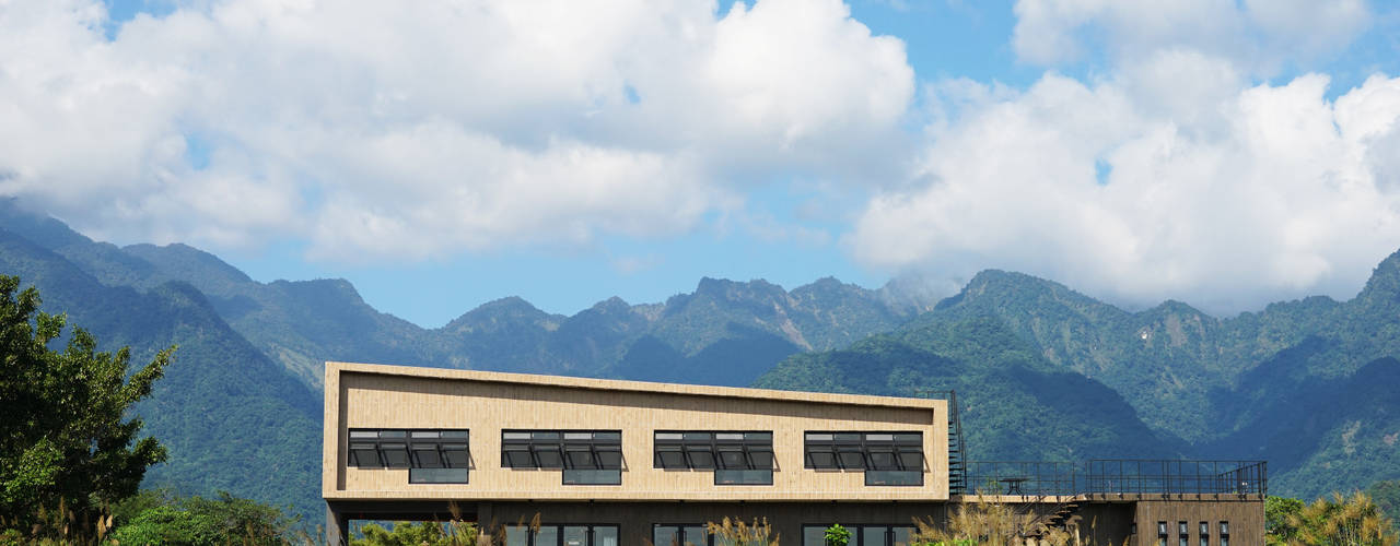 三野高台, 築里館空間設計 築里館空間設計 Rustic style house