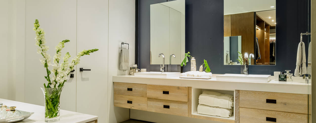 24Y, NIVEL TRES ARQUITECTURA NIVEL TRES ARQUITECTURA Modern bathroom Wood Wood effect