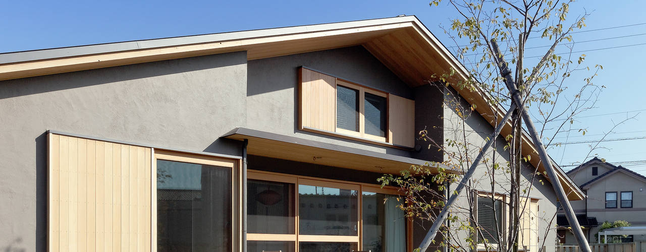 IT House, 磯村建築設計事務所 磯村建築設計事務所 Casas asiáticas Madera maciza Multicolor