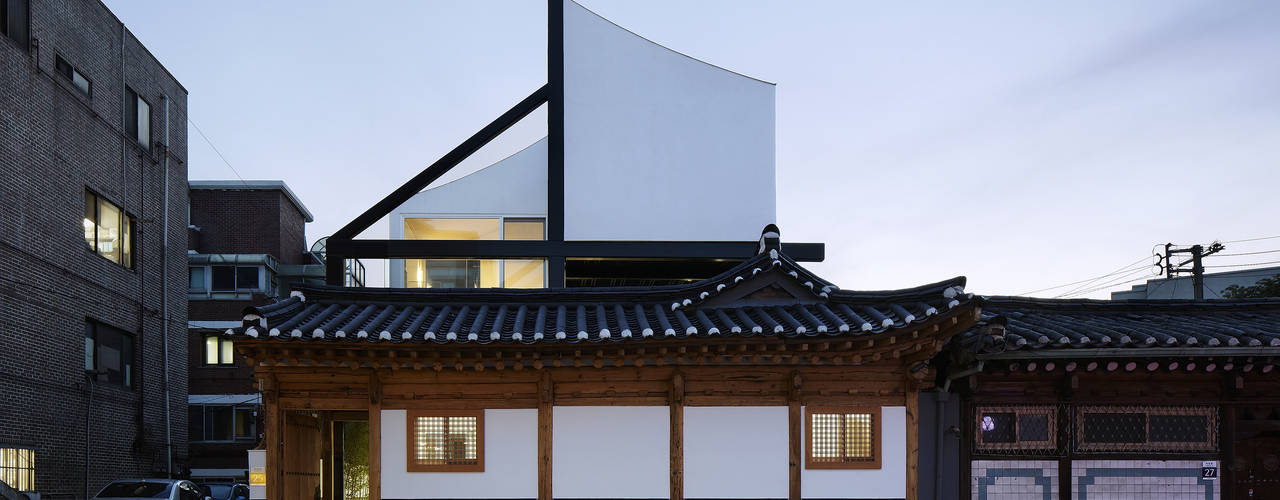 신설동 한옥 증축 리모델링, CoRe architects CoRe architects Asian style houses