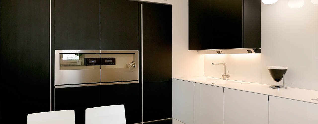 Appartamento in Pandino, tIPS ARCHITECTS tIPS ARCHITECTS Modern style kitchen