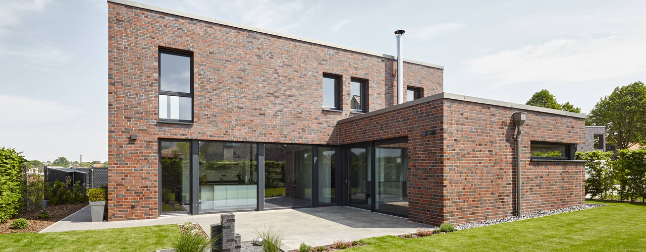 Backsteinkubus für stilvoll-modernes Wohnen