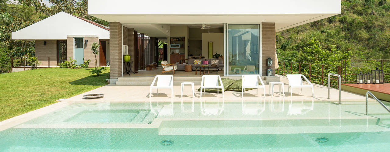 Casa La Siria, toroposada arquitectos sas toroposada arquitectos sas Tropische Pools