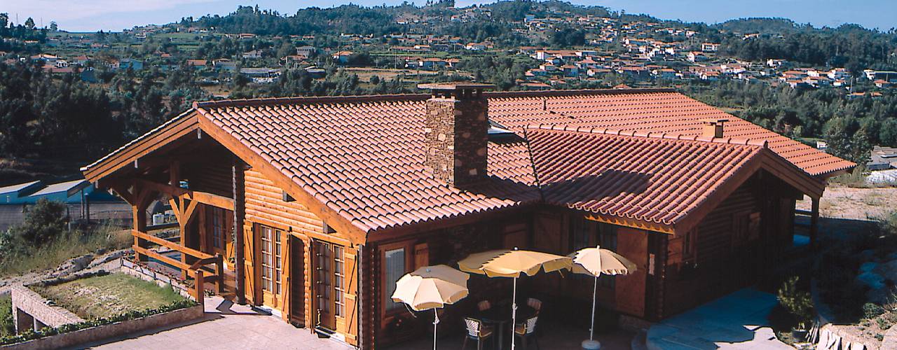 RUSTICASA | 100 projetos | Portugal + Espanha, RUSTICASA RUSTICASA Wooden houses Solid Wood Multicolored