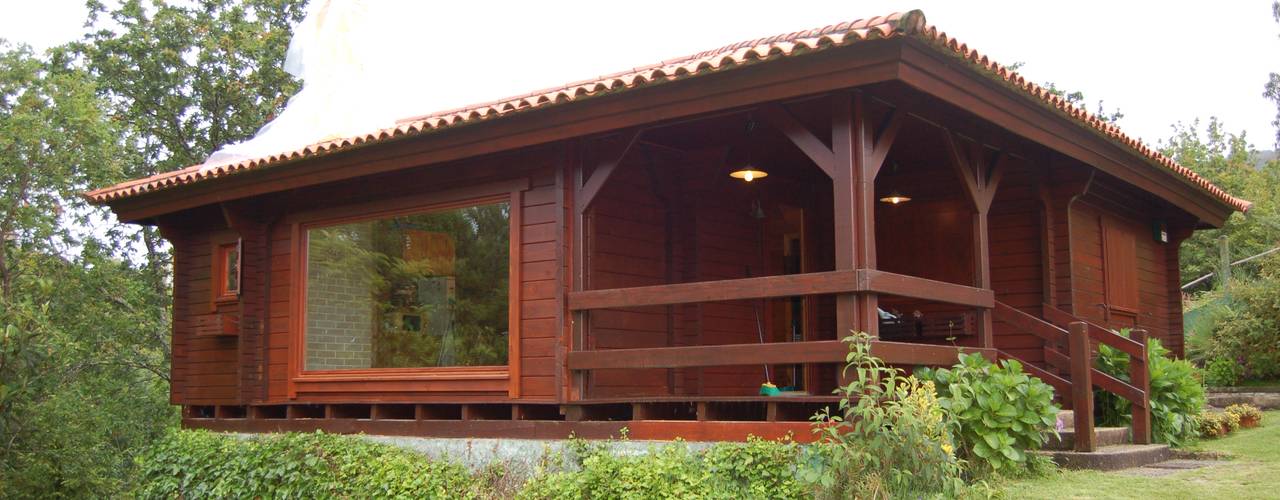 RUSTICASA | 100 projetos | Portugal + Espanha, RUSTICASA RUSTICASA Casa di legno Legno massello Variopinto