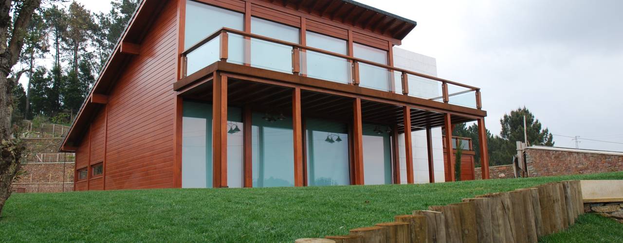 RUSTICASA | 100 projetos | Portugal + Espanha, RUSTICASA RUSTICASA Casas de madera Madera Acabado en madera