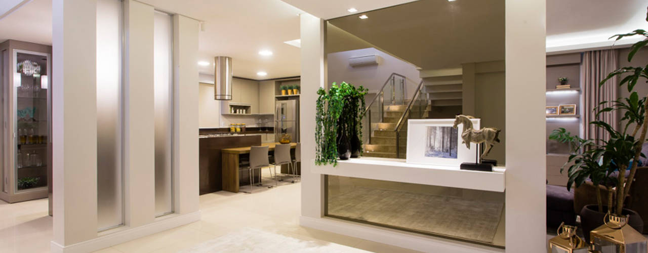 Residência Reserva da Serra, Join Arquitetura e Interiores Join Arquitetura e Interiores Modern corridor, hallway & stairs