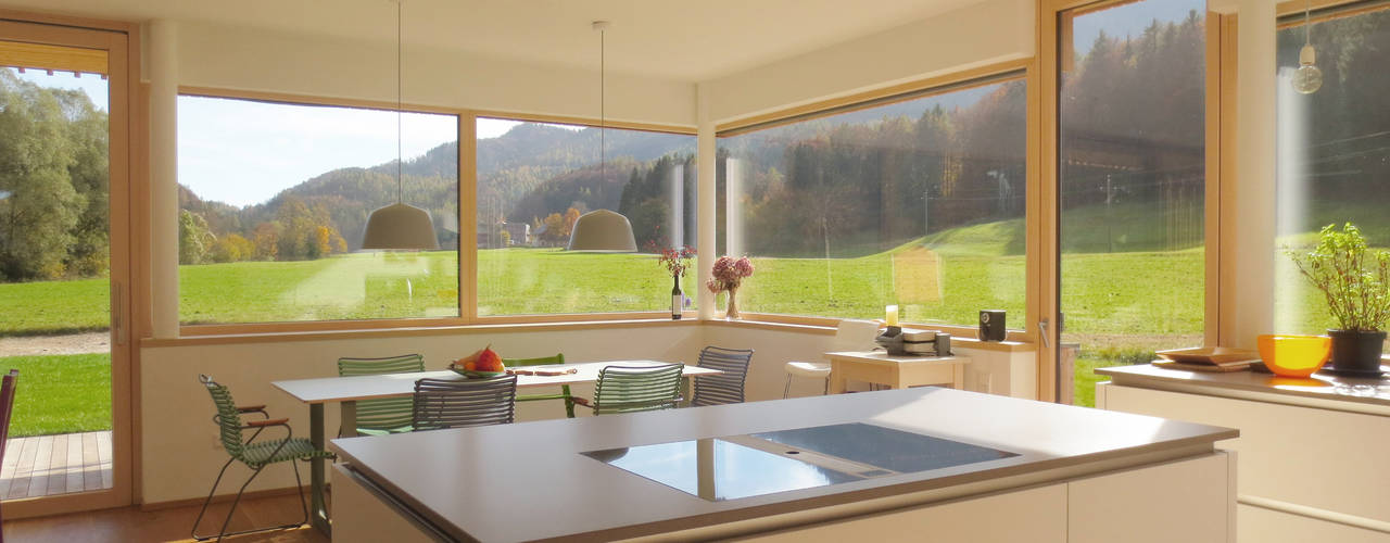 Einfamilienhaus Fuschl, illichmann-architecture illichmann-architecture Modern kitchen