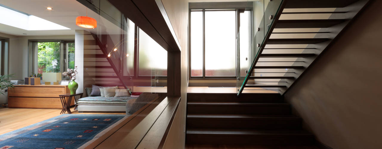 homify Modern corridor, hallway & stairs