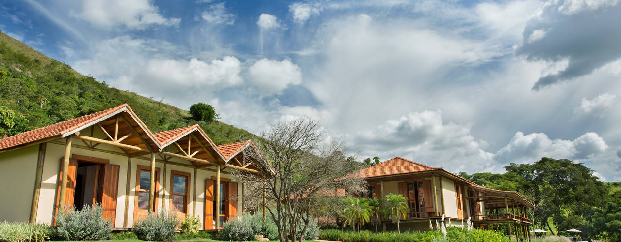 Fazenda Nascente, Gisele Taranto Arquitetura Gisele Taranto Arquitetura Casas de estilo rural