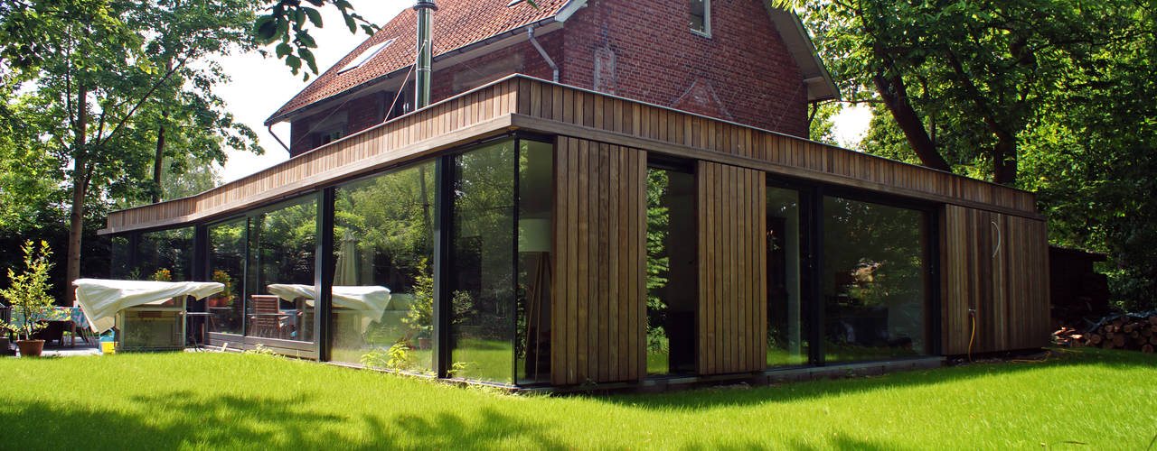 Renovatie en uitbreiding vrijstaande woning, studio architecture studio architecture Casas de estilo rural Madera Acabado en madera