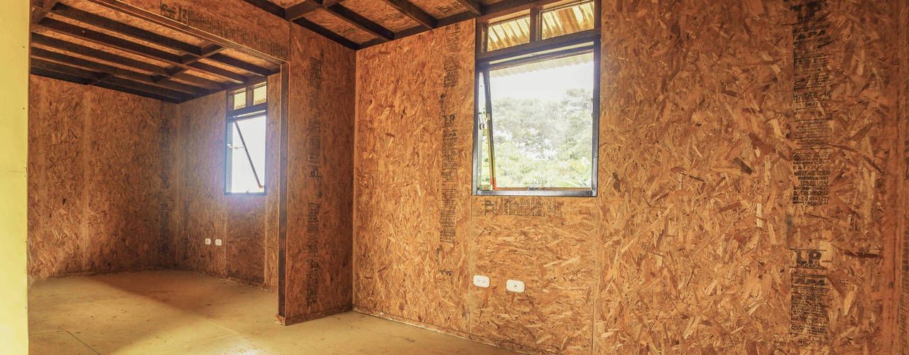 Sistema de Vivienda de Interés Social Rural (VISR), ENSAMBLE de Arquitectura Integral ENSAMBLE de Arquitectura Integral Country style bedroom Engineered Wood Transparent