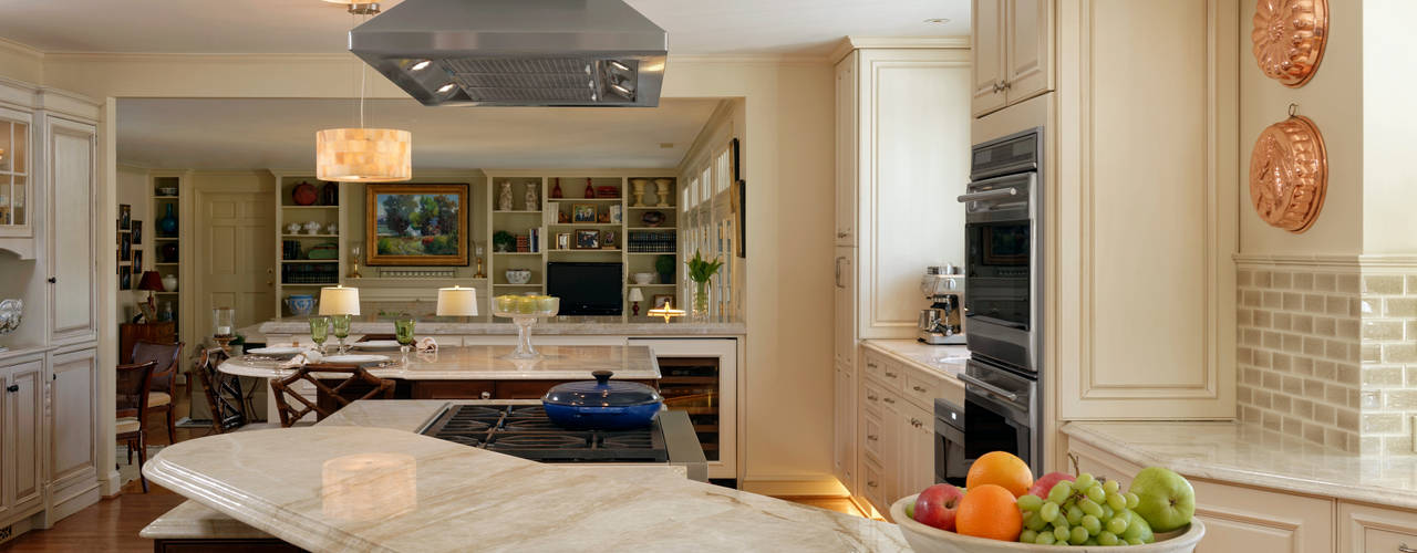 “Cook’s Kitchen” Renovation in Potomac, Maryland, BOWA - Design Build Experts BOWA - Design Build Experts Kitchen