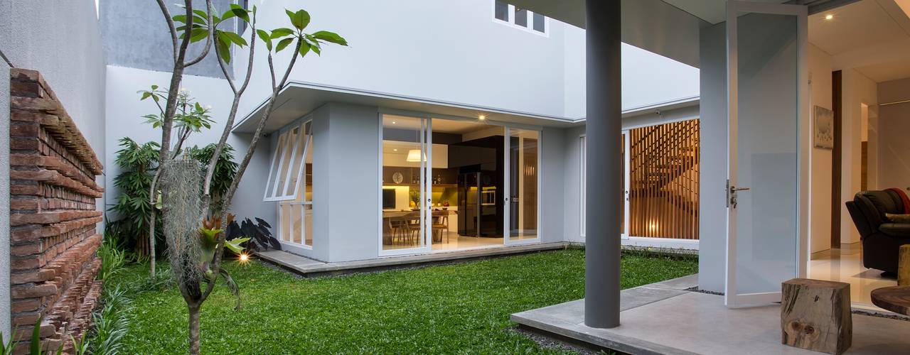 kbp house, e.Re studio architects e.Re studio architects Rumah Modern