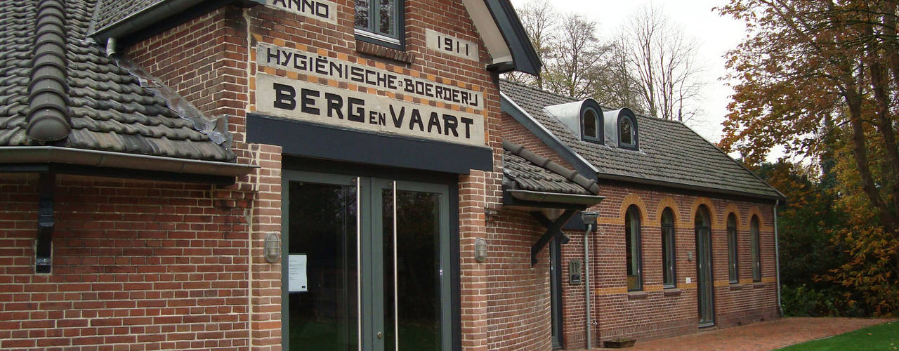 Umnutzung Bauernhof Ankeveen (NL), Resonator Coop Architektur + Design Resonator Coop Architektur + Design Commercial spaces