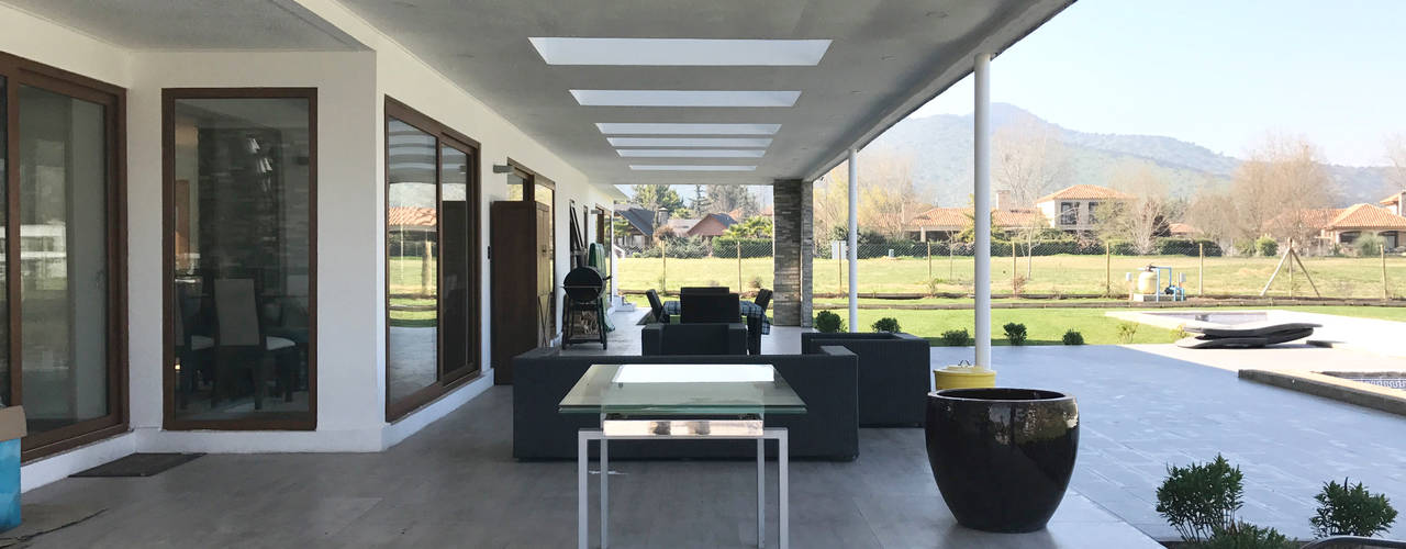 Casa El Golf, AtelierStudio AtelierStudio بلكونة أو شرفة