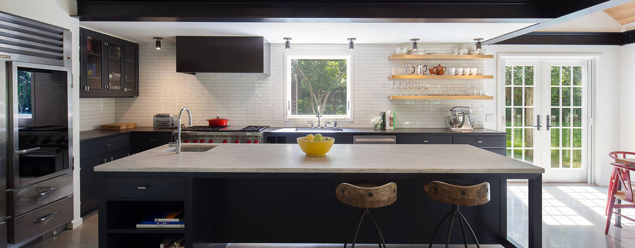 Shelter Island Country Home, andretchelistcheffarchitects andretchelistcheffarchitects Industrial style kitchen