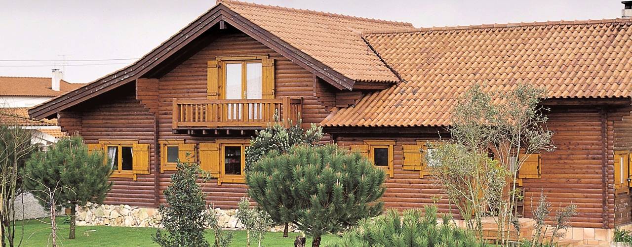 RUSTICASA | Casa Rústica | Aveiro, RUSTICASA RUSTICASA Casas de madeira Madeira maciça Multicolor