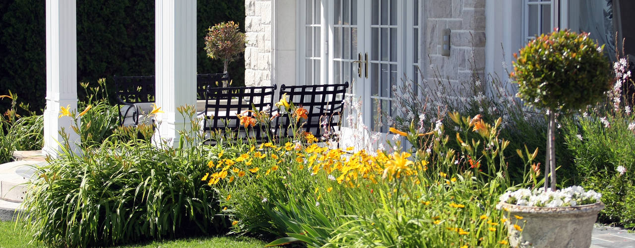 Jardín de Estilo Clasico-Moderno, Vivero Antoniucci S.A. Vivero Antoniucci S.A. Klasik Bahçe