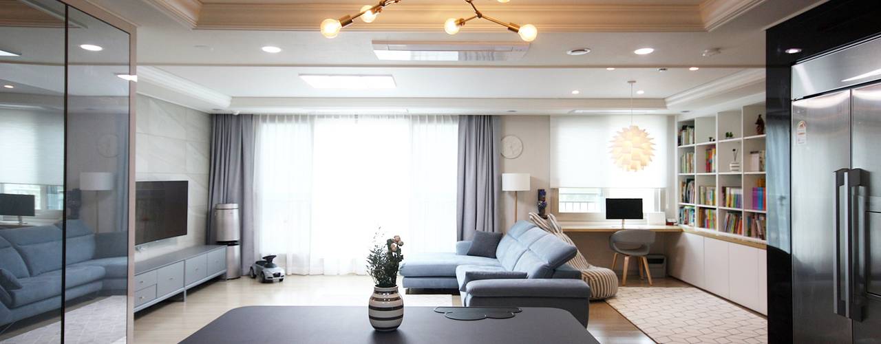 김포 32평 시공을 최소화한 새아파트 홈스타일링, homelatte homelatte Modern living room