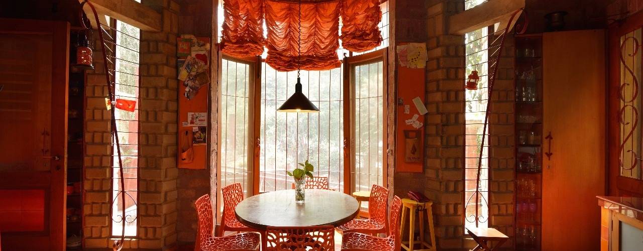 Green House, Tribuz Interiors Pvt. Ltd. Tribuz Interiors Pvt. Ltd. Eclectic style dining room