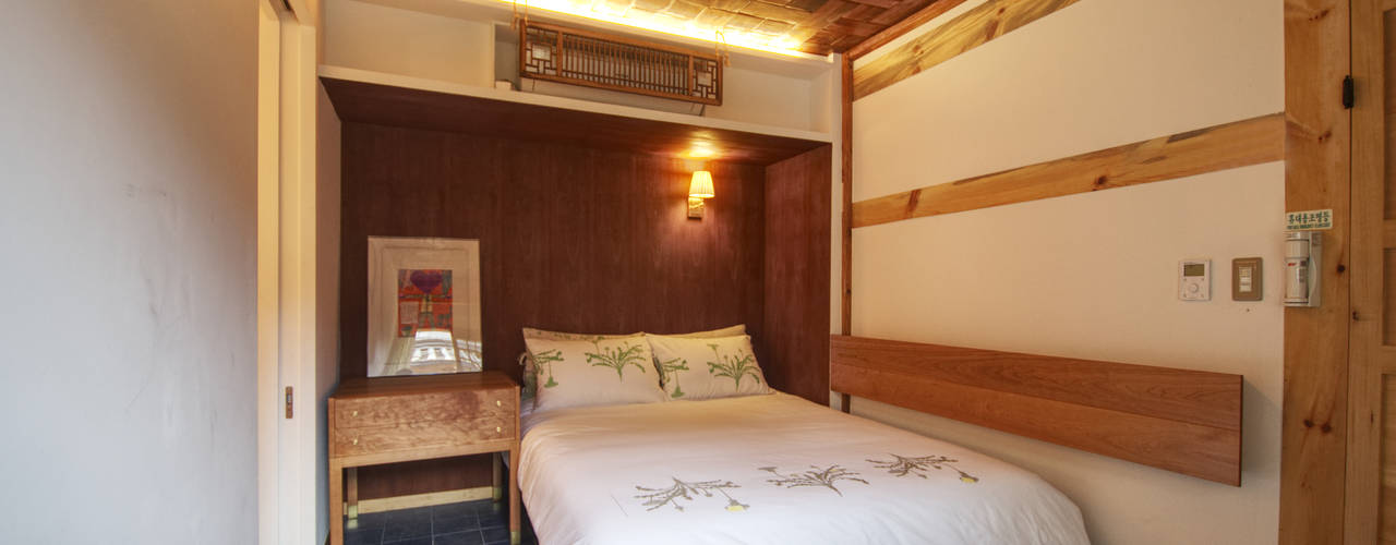 'Hyehwa1938' - korean modern traditional house, 참우리건축 참우리건축 Asian style bedroom