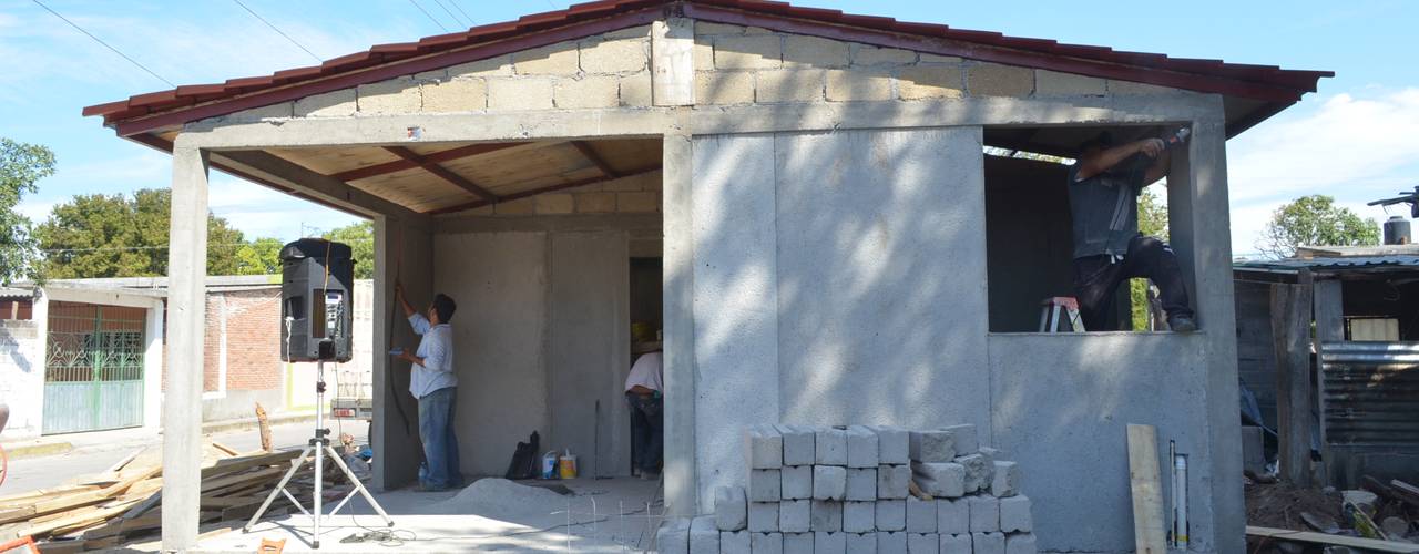 Vivienda Comitancillo, Variable Arquitectura Variable Arquitectura Espaces commerciaux Béton armé