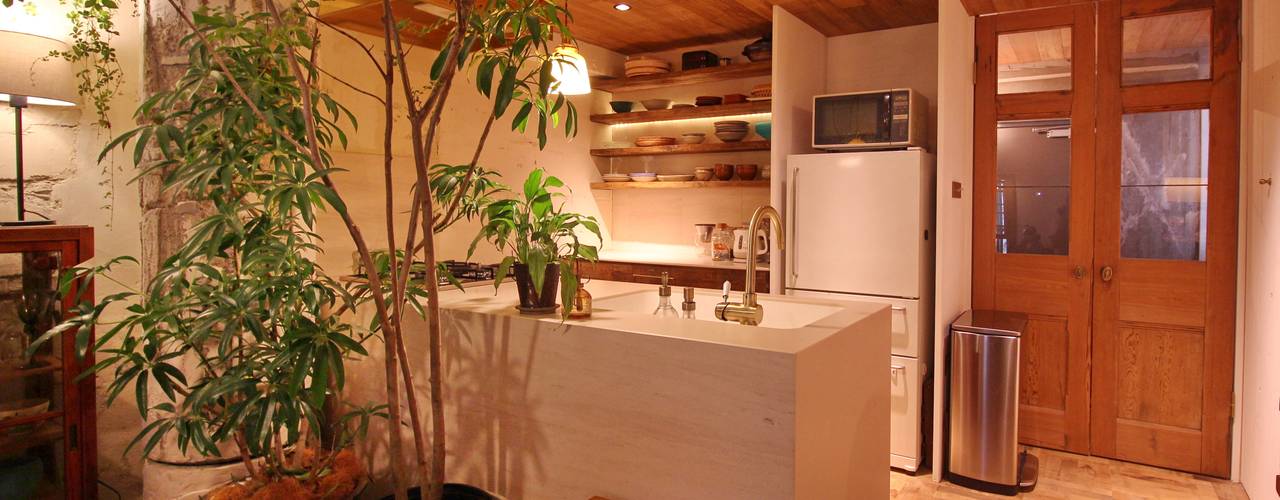 Apartment in tamagawa, Mimasis Design／ミメイシス デザイン Mimasis Design／ミメイシス デザイン مطبخ رخام