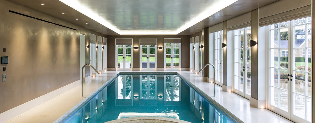 Luxury Ground Floor Indoor Pool and Spa, London Swimming Pool Company London Swimming Pool Company مسبح لانهائي الخرسانة