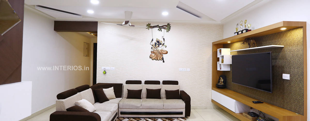 Elegant 3BHK Interior Design at Prestige Bella Vista, Interios by MK Design Interios by MK Design Moderne woonkamers