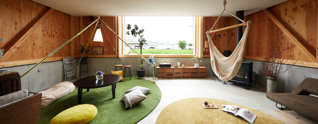 m house, Takeru Shoji Architects.Co.,Ltd Takeru Shoji Architects.Co.,Ltd Living room