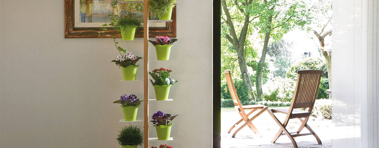 Le Zie a casa vostra, Le zie di Milano Le zie di Milano Classic style gardens Solid Wood Multicolored