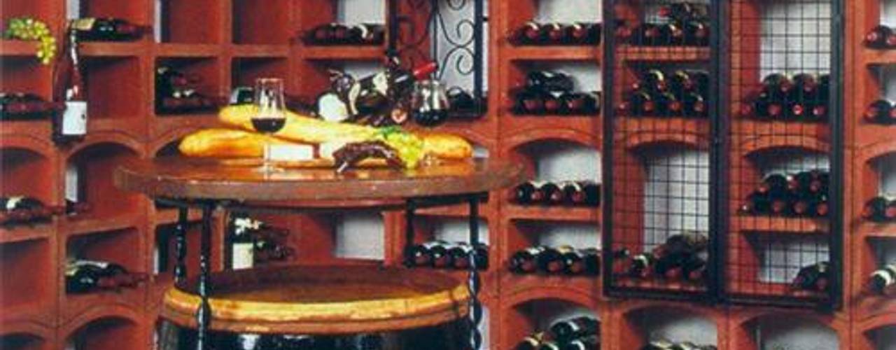 Proposte arredo cantina con portabottiglie in pietra Bloc Cellier, ShoWine ShoWine Bodegas de vino de estilo rústico Piedra