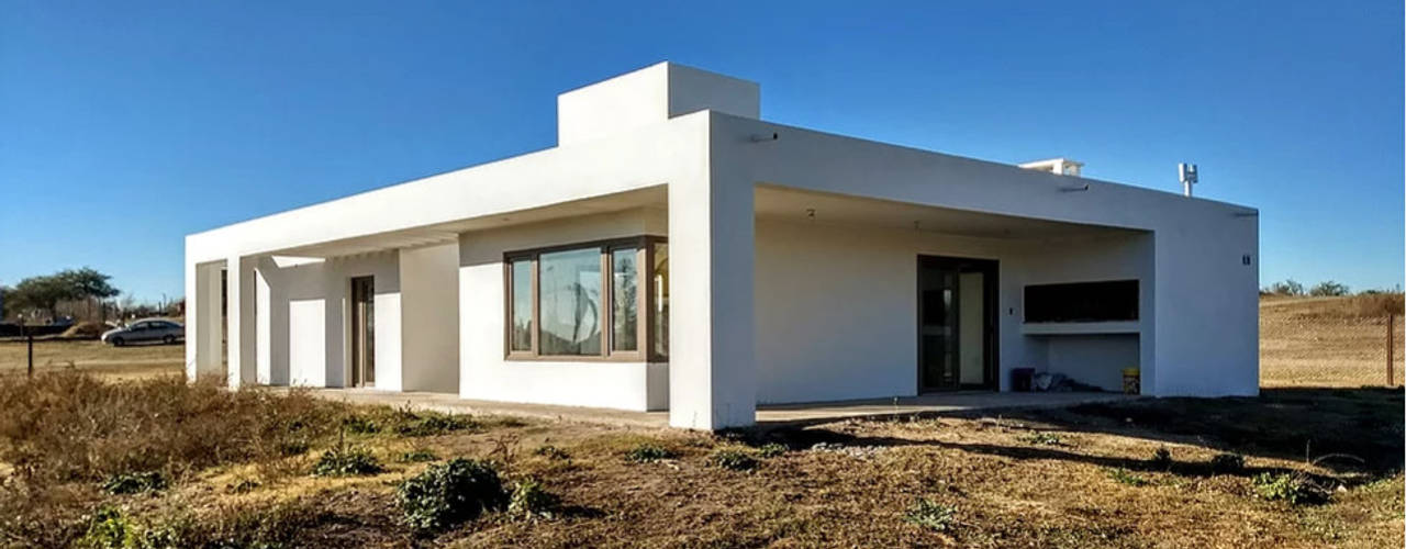 Diseño y construcción de Casa Blanca en "La Hornilla" por 1.61 Arquitectos, 1.61arquitectos 1.61arquitectos Minimalist houses