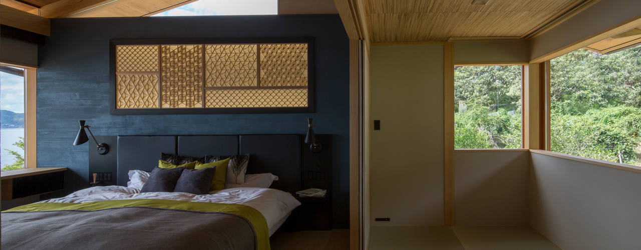 田浦の週末住宅, RON DESIGN RON DESIGN オリジナルスタイルの 寝室 砂岩 青色
