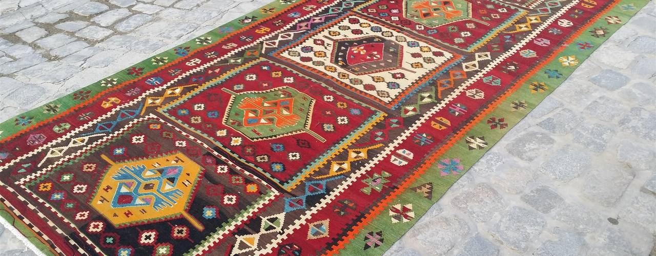 What makes Turkish rugs great? How you can read the design of a Turkish