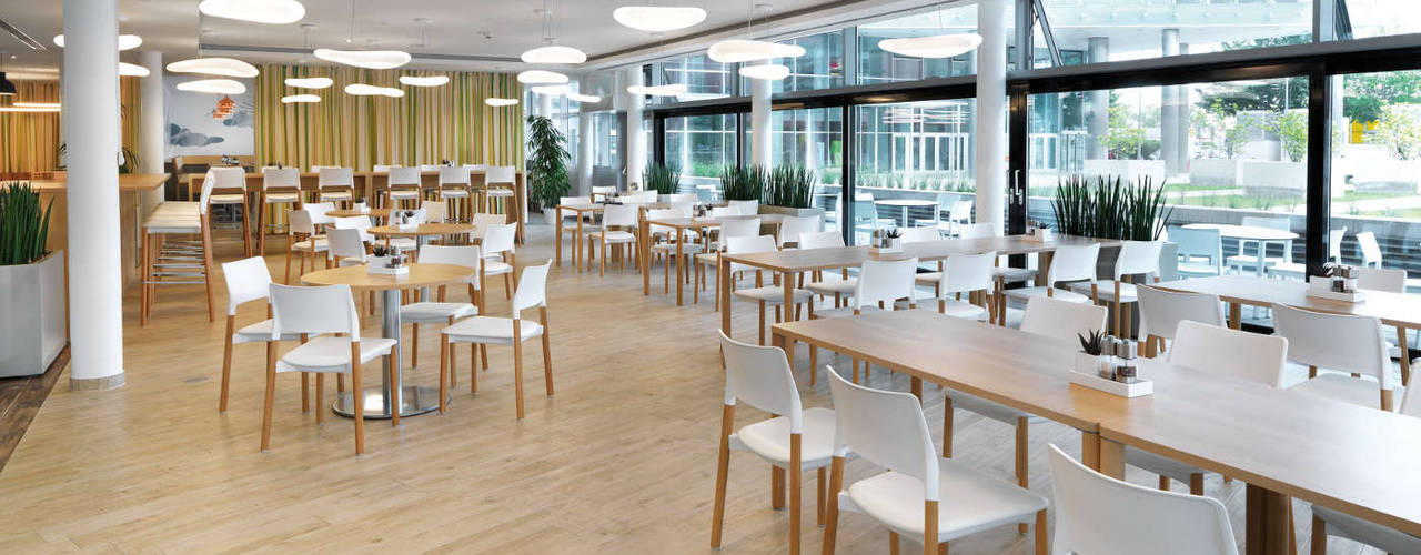 Design Restaurant am Flughafen Wien, archipur Architekten aus Wien archipur Architekten aus Wien Commercial spaces