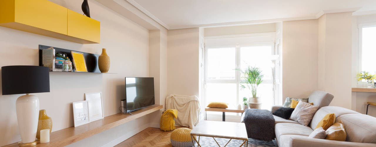 Proyecto de interiorismo y decoración en un apartamento en Madrid, Interioristas Lima y Lino, diseñadores y decoradores en Madrid Interioristas Lima y Lino, diseñadores y decoradores en Madrid غرفة المعيشة