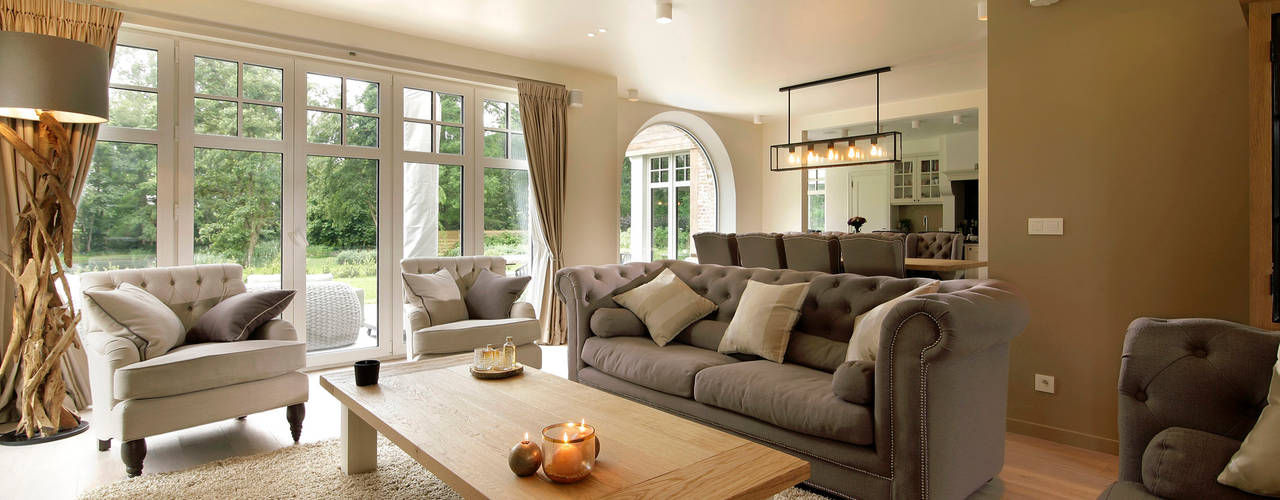 Aanbouw deluxe: zonwering & schuifpui voor aangename sfeer, Marcotte Style Marcotte Style Country style living room