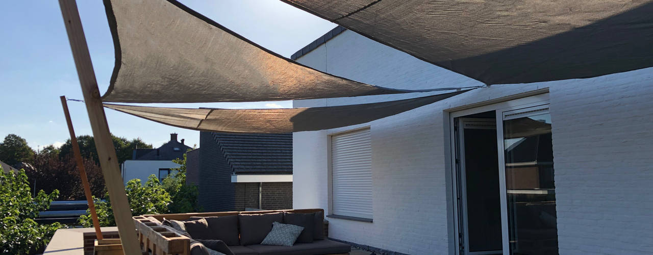 Schaduwdoeken op dakterras, ZONZ sunsails ZONZ sunsails Moderne balkons, veranda's en terrassen Kunststof Grijs