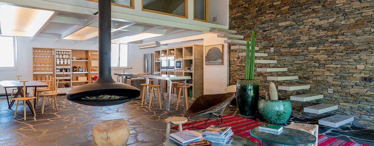 Vivienda unifamiliar en Cadaqués, David Rius Serra David Rius Serra غرفة المعيشة