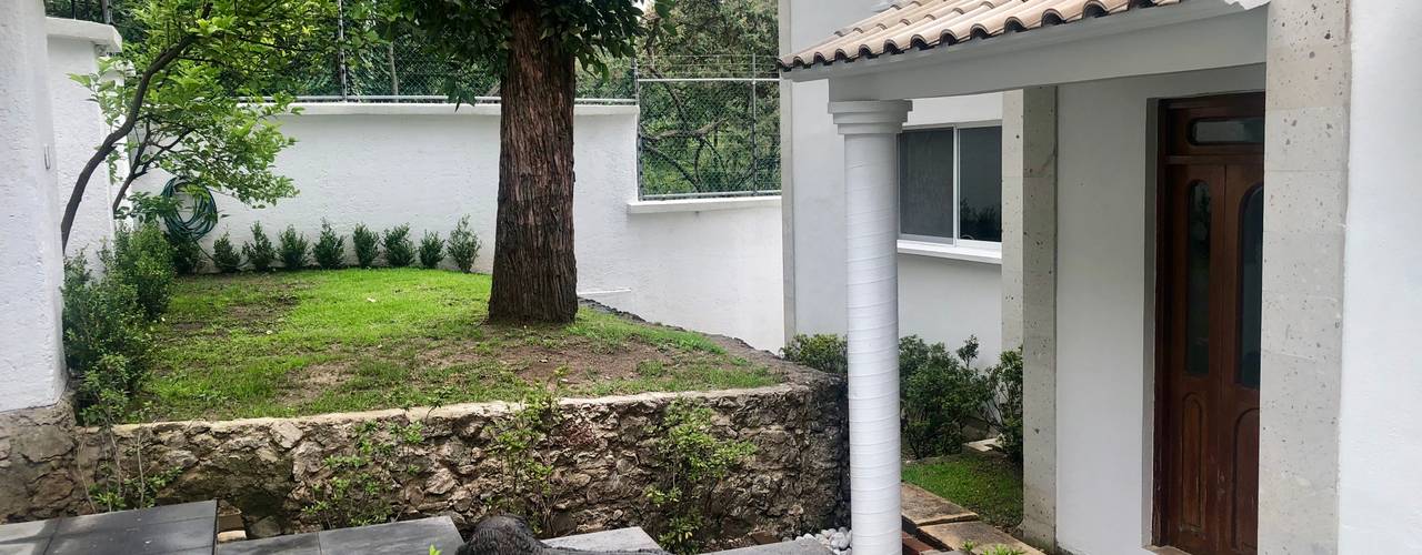 Proyecto y Remodelación de Casa Habitacion en CDMX, Arechiga y Asociados Arechiga y Asociados Casas unifamiliares Ladrillos Blanco